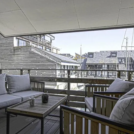 La Casa Marina — Cocon Atypique Vue Mer & Marina * Deauville